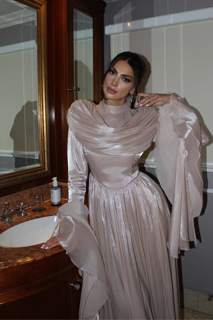 Amira